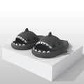 Chinelo Slide Nuvem-Shark: Conforto e Estilo Para Crianças e Adultos